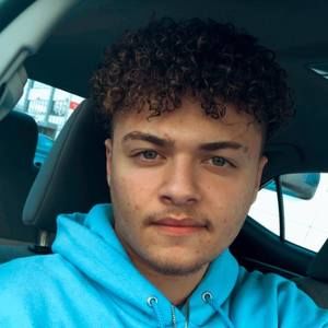 Meet your Posher, Danyel